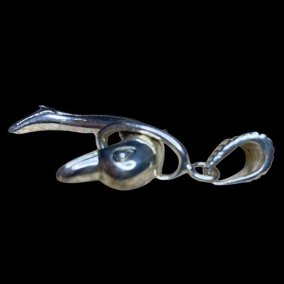 Vintage Dolphin Pendant in Silver (Tone/SP*) 14 grams - Picture 4 of 6
